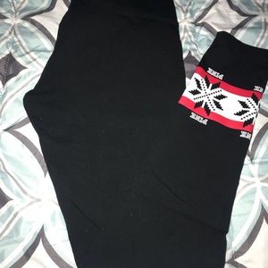 black leggings from pink